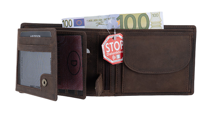 Aufgeklappte Geldbörse in Cognac mit Münzfach, Kartenfächern und einem 100€ Schein